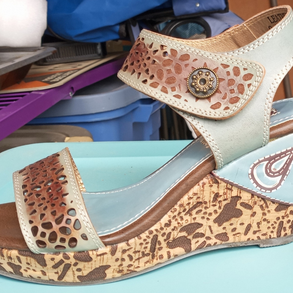 L'Artiste by Spring Step Allura Sandal